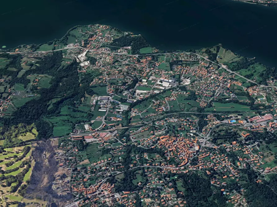 Immagine 19 di Casa indipendente in vendita  in Via Rossi  a Gavirate