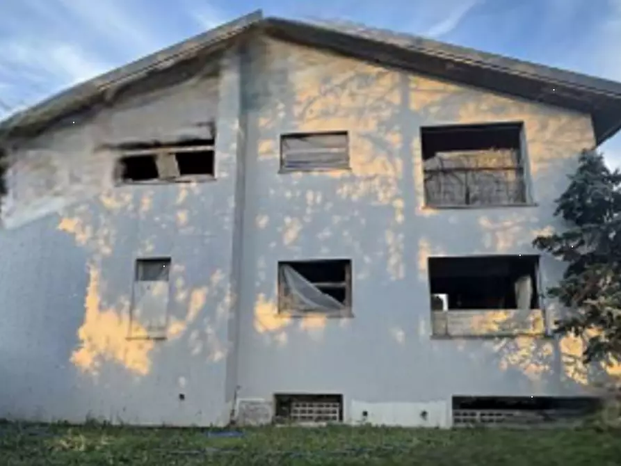 Immagine 6 di Appartamento in vendita  in Strada della Mezzanella  a Gallarate