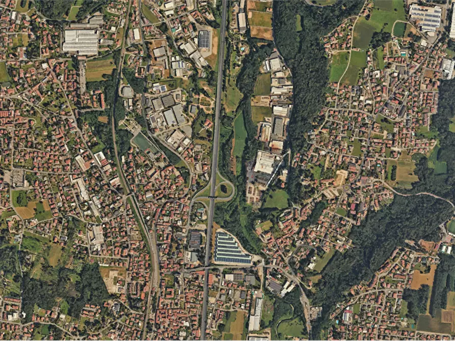 Immagine 23 di Porzione di casa in vendita  in Via San Francesco a Jerago Con Orago