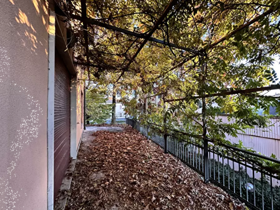 Immagine 7 di Appartamento in vendita  in Via Puccini a Brugherio