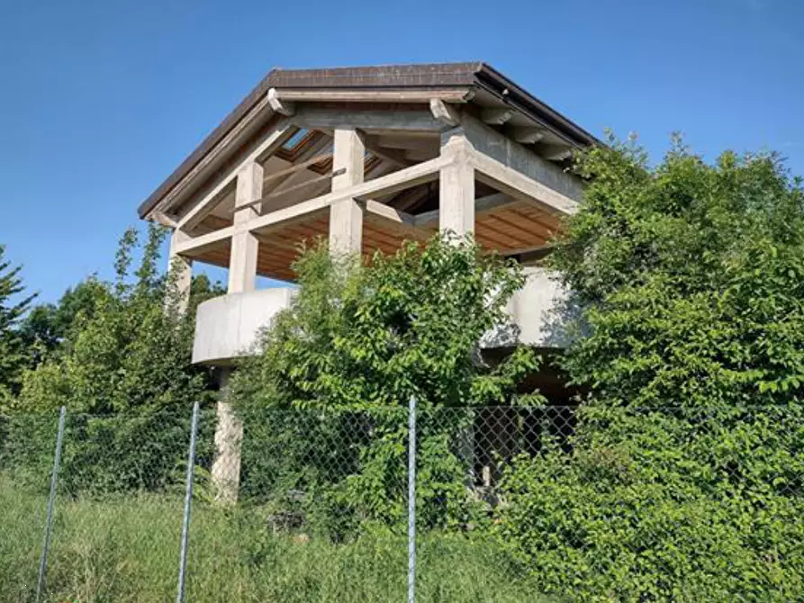 Immagine 2 di Stabile in vendita  in Via Sisa a Forli'