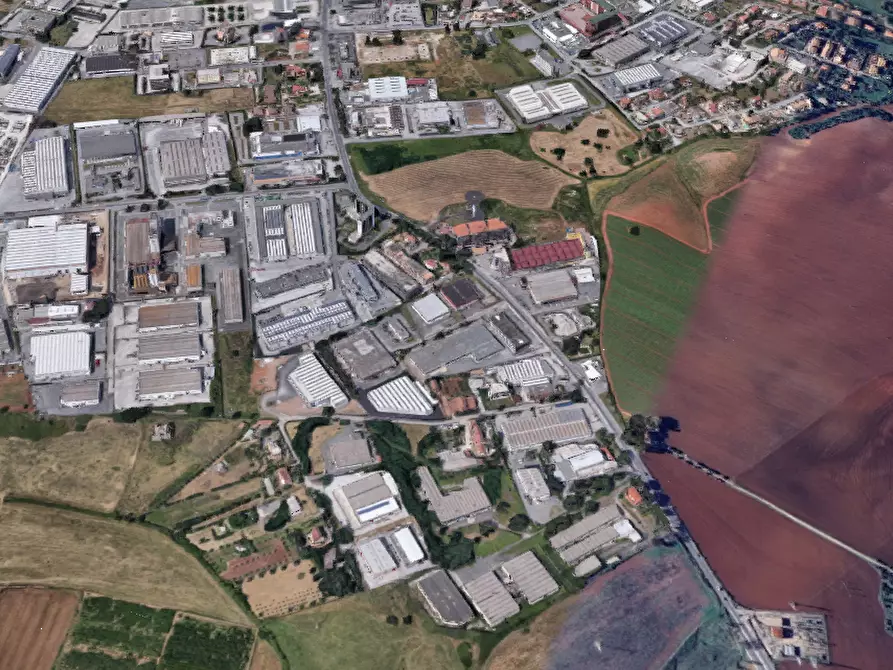 Immagine 4 di Garage in vendita  in Via Dei Castelli Romani a Pomezia