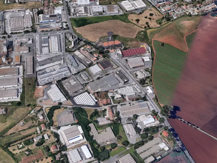 Immagine 3 di Garage in vendita  in Via Dei Castelli Romani a Pomezia