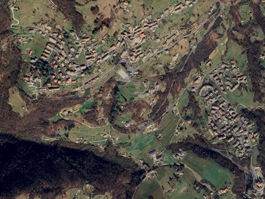 Immagine 3 di Terreno edificabile in vendita  in Via Don Bossetti a Gazzaniga