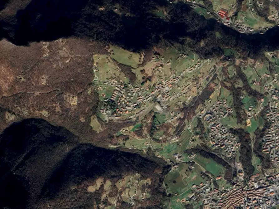 Immagine 4 di Terreno edificabile in vendita  in Via Don Bossetti a Gazzaniga