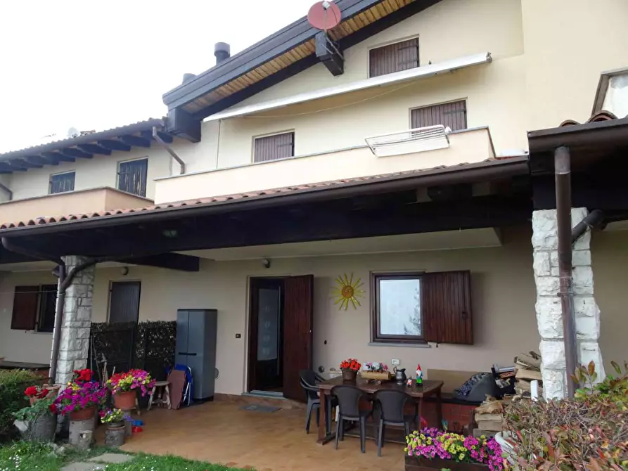 Immagine 1 di Appartamento in vendita  in Via Panoramica a Grone