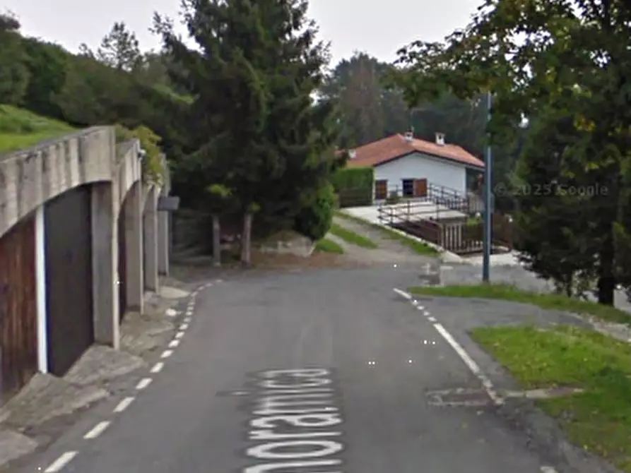 Immagine 9 di Appartamento in vendita  in Via Panoramica a Grone