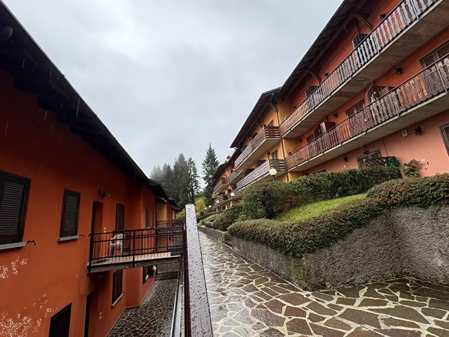 Immagine 3 di Appartamento in vendita  in Località Oneta a Oneta