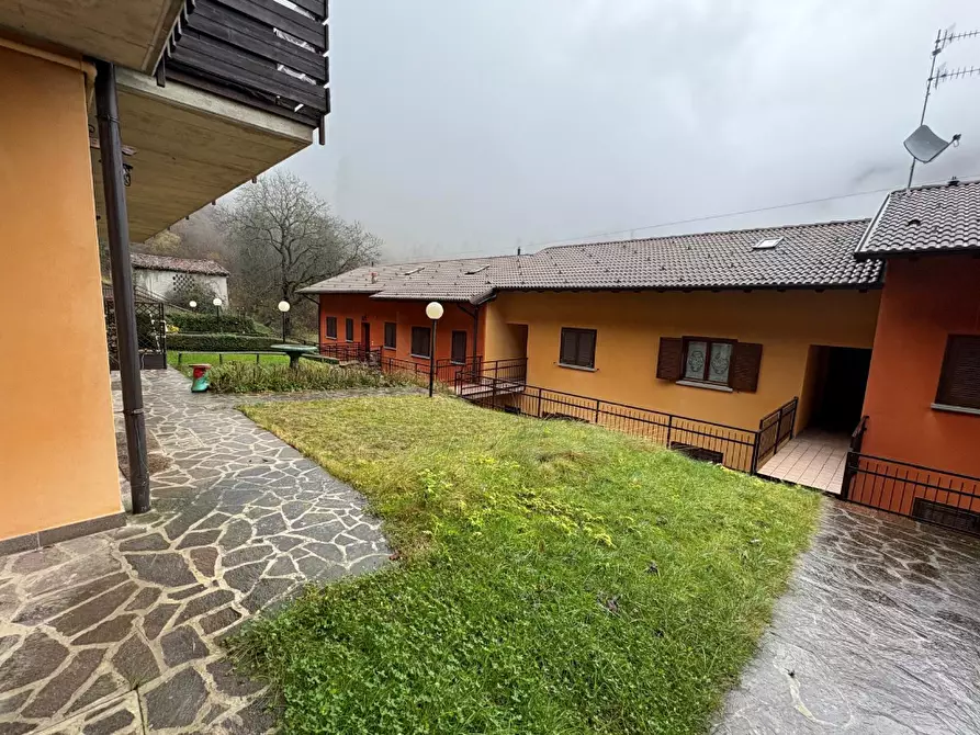 Immagine 5 di Appartamento in vendita  in Località Oneta a Oneta