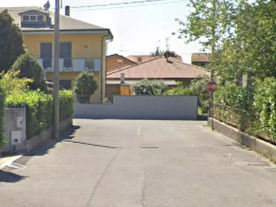 Immagine 13 di Appartamento in vendita  in Via San Rocco a Cologno Al Serio