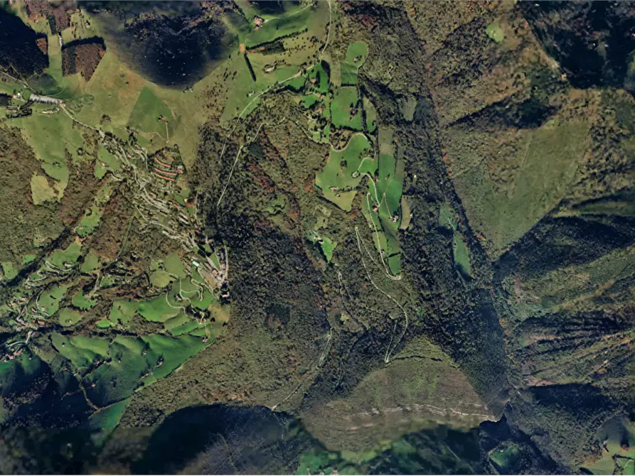 Immagine 18 di Appartamento in vendita  in Via Panoramica a Grone