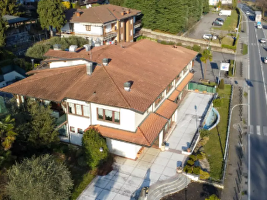 Immagine 3 di Negozio in vendita  in Via Nazionale a Ranzanico