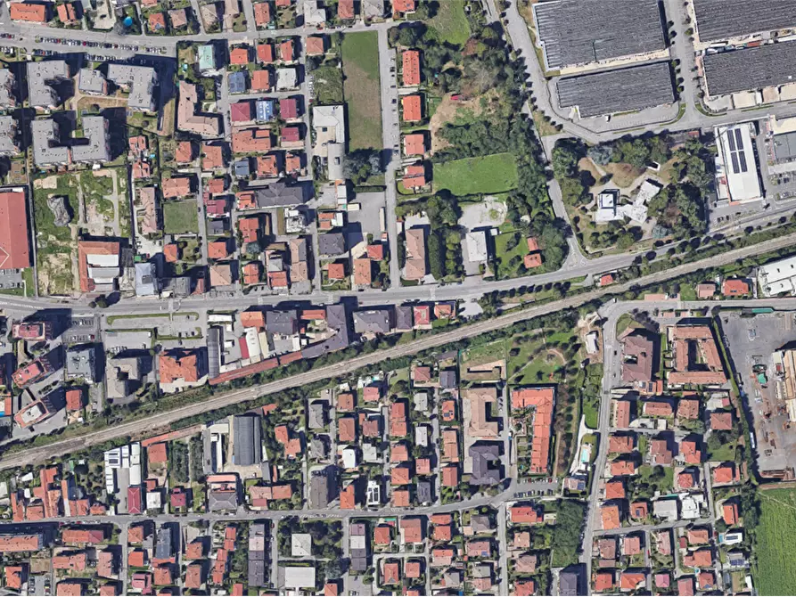 Immagine 1 di Magazzino in vendita  in Via Nazionale a Seriate