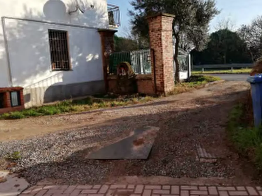 Immagine 5 di Appartamento in vendita  in Via Patrioti a Ossona