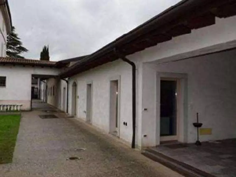Immagine 9 di Villa in vendita  in Via Dante Alighieri a Farra D'isonzo