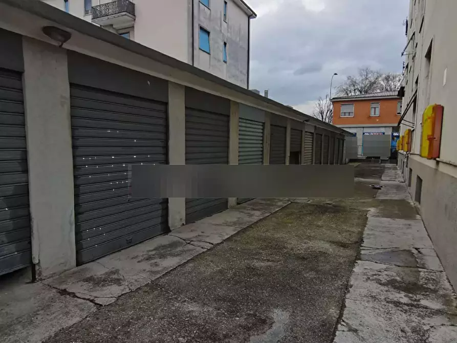 Immagine 2 di Appartamento in vendita  in Via Luigi Senatore Simonetta a Caponago