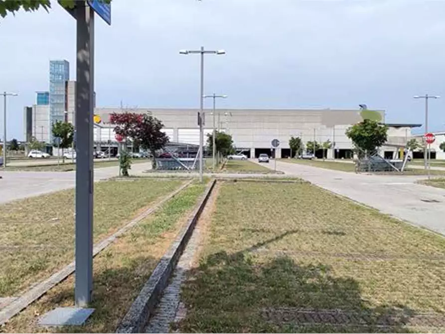 Immagine 2 di Terreno edificabile in vendita  in Via Musile a Pordenone