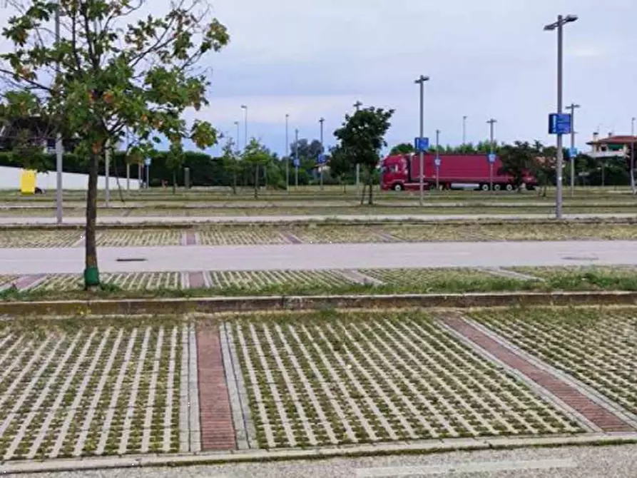 Immagine 32 di Terreno edificabile in vendita  in Via Musile a Pordenone