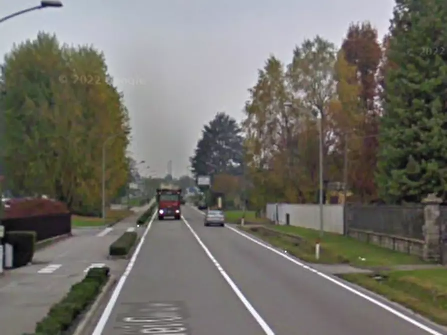 Immagine 6 di Laboratorio in vendita  in Via Nazionale dei Giovi a Lentate Sul Seveso