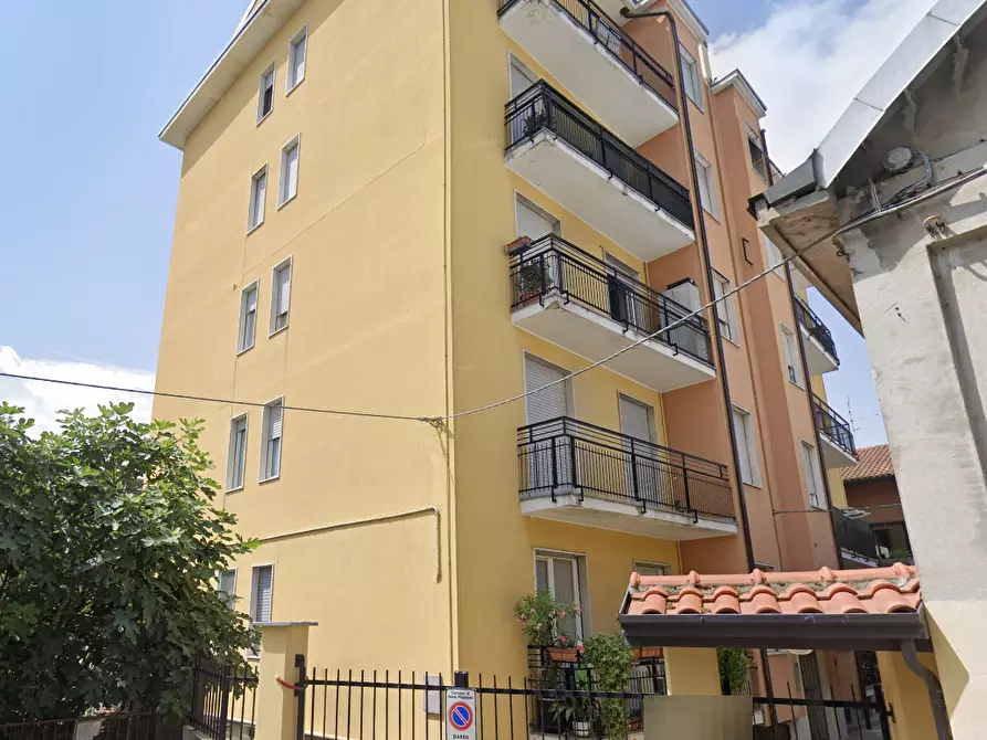 Immagine 2 di Appartamento in vendita  in Via per Incirano a Nova Milanese