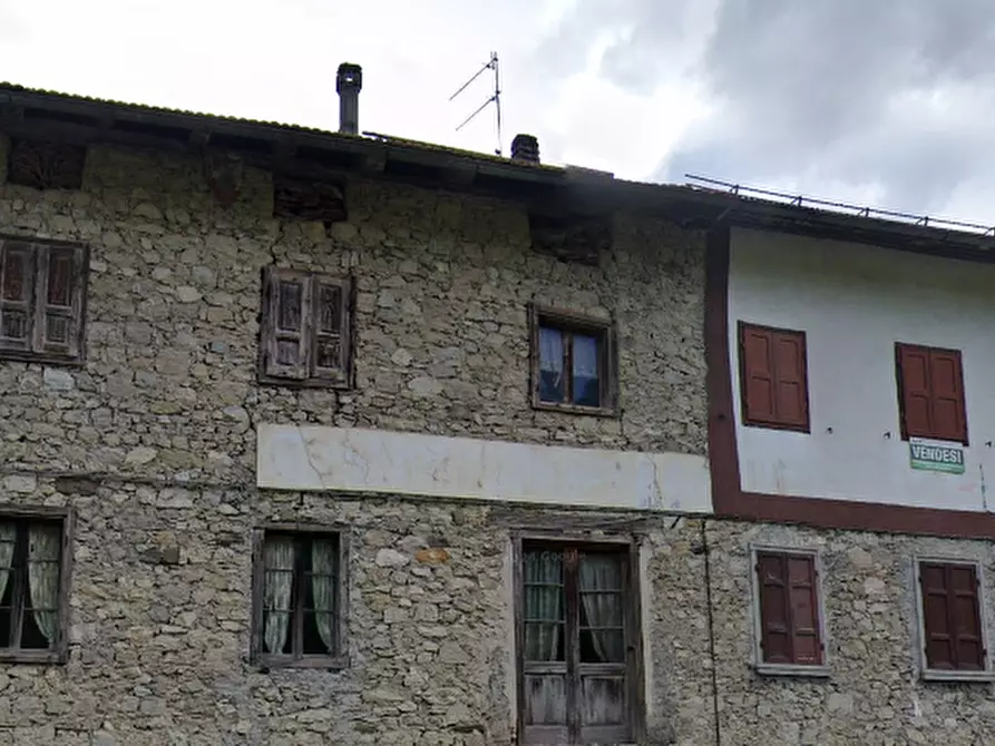 Immagine 2 di Appartamento in vendita  in Via Roma a Lozzo Di Cadore