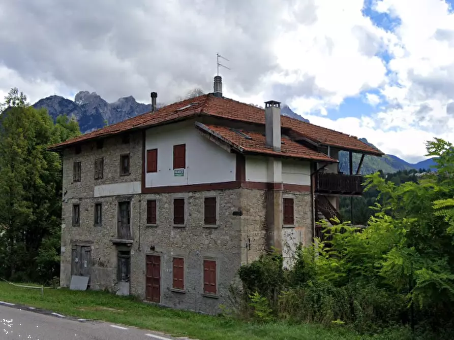 Immagine 5 di Appartamento in vendita  in Via Roma a Lozzo Di Cadore