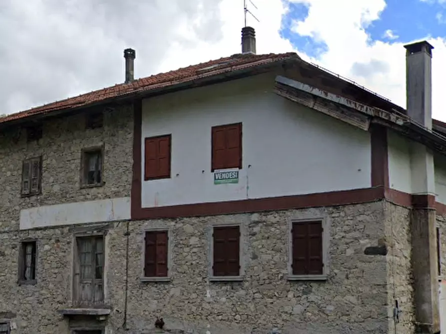 Immagine 7 di Appartamento in vendita  in Via Roma a Lozzo Di Cadore