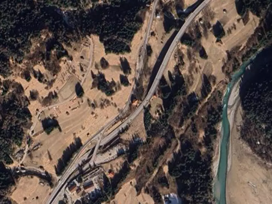 Immagine 24 di Appartamento in vendita  in Via Roma a Lozzo Di Cadore