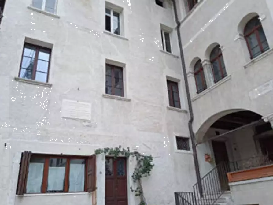 Immagine 3 di Appartamento in vendita  in Piazza Vittorio Emanuele a Feltre