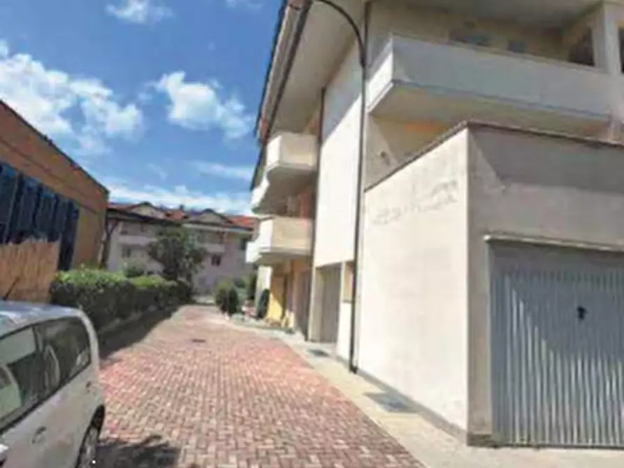 Immagine 16 di Appartamento in vendita  in Via Francesco Lami  a Forli'