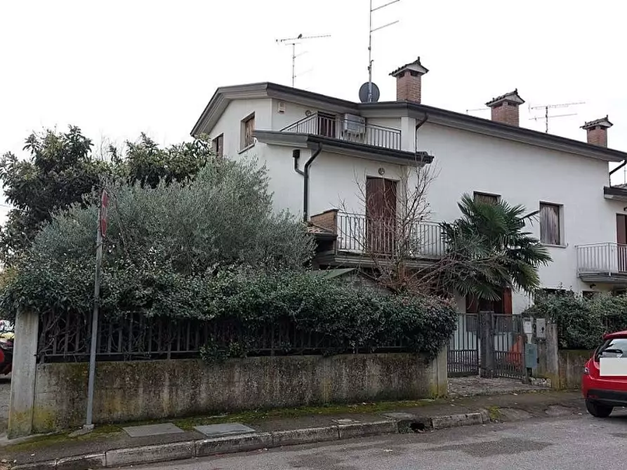 Immagine 2 di Villetta a schiera in vendita  in Via Sandro Pertini a San Pier D'isonzo