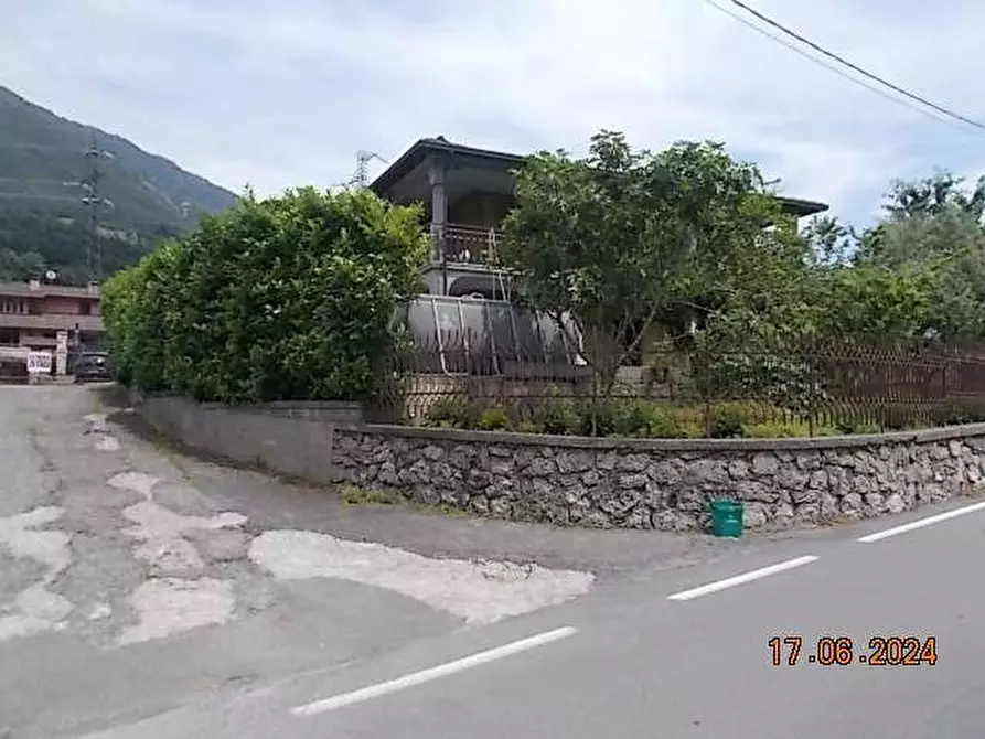 Immagine 27 di Appartamento in vendita  in Via Papa Giovanni XXIII a Endine Gaiano