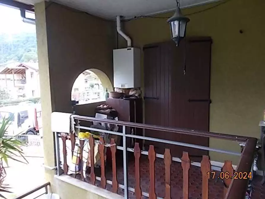 Immagine 14 di Appartamento in vendita  in Via Papa Giovanni XXIII a Endine Gaiano