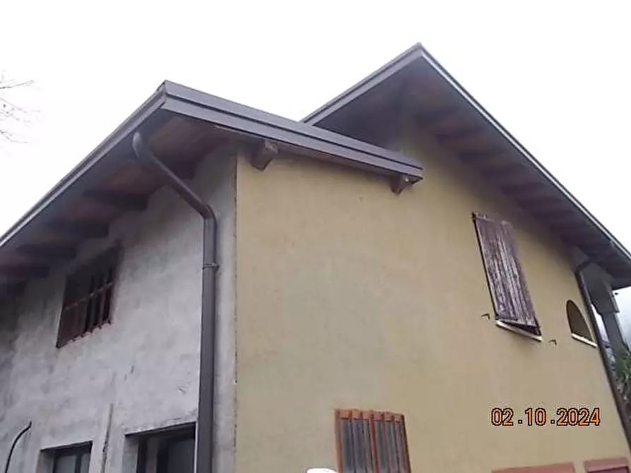 Immagine 1 di Appartamento in vendita  in Via Papa Giovanni XXIII a Endine Gaiano