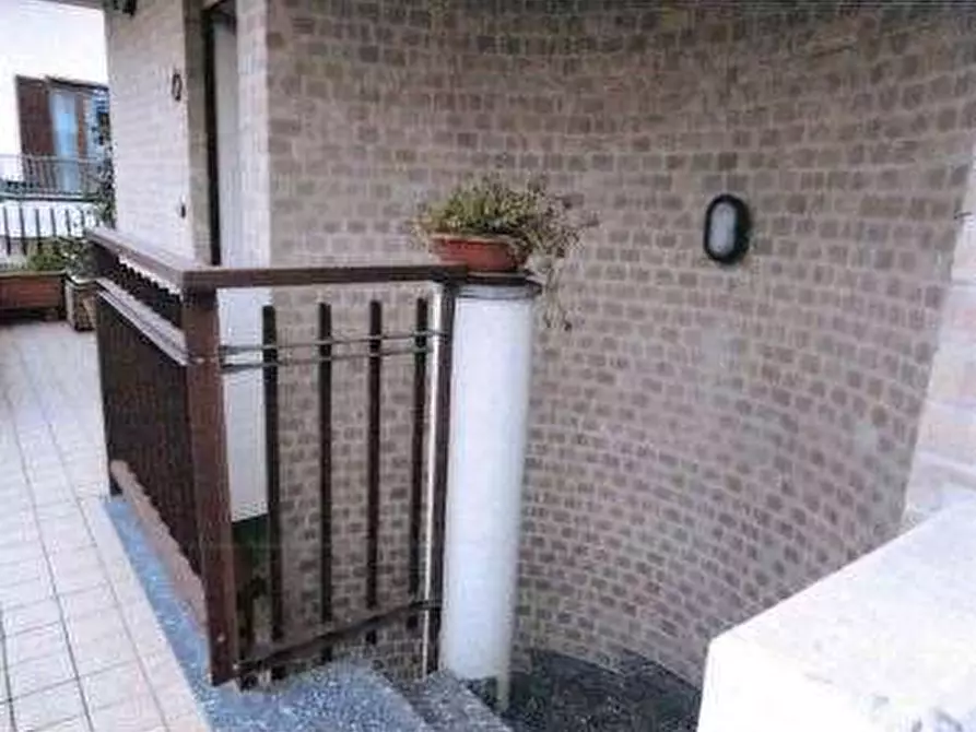 Immagine 12 di Appartamento in vendita  in Via 24 Maggio a Lentate Sul Seveso