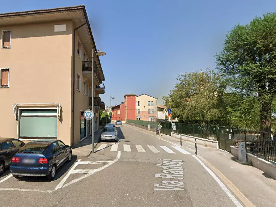 Immagine 7 di Garage in vendita  in Via Radisi a San Martino Buon Albergo