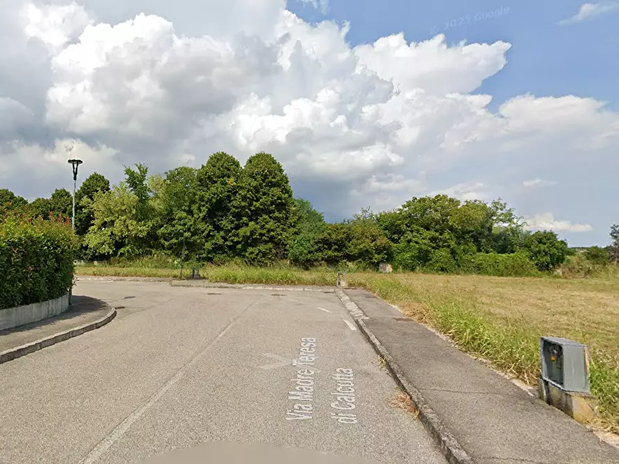 Immagine 2 di Terreno edificabile in vendita  in Via Madre Teresa di Calcutta a Merlara