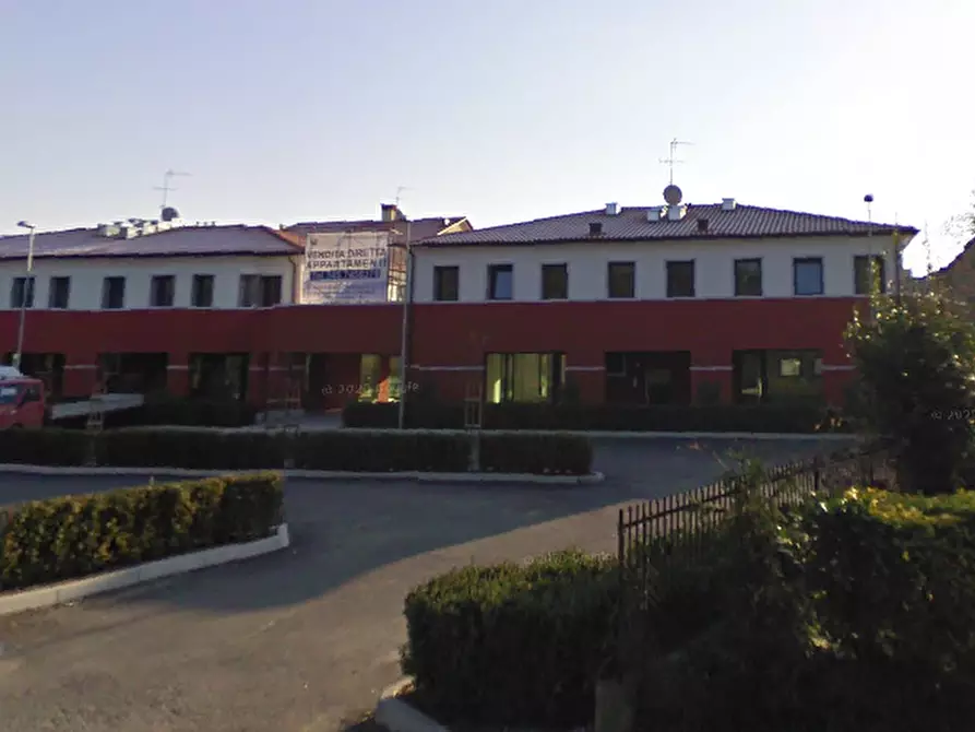 Immagine 1 di Negozio in vendita  in Via Guglielmo Marconi a Noventa Padovana