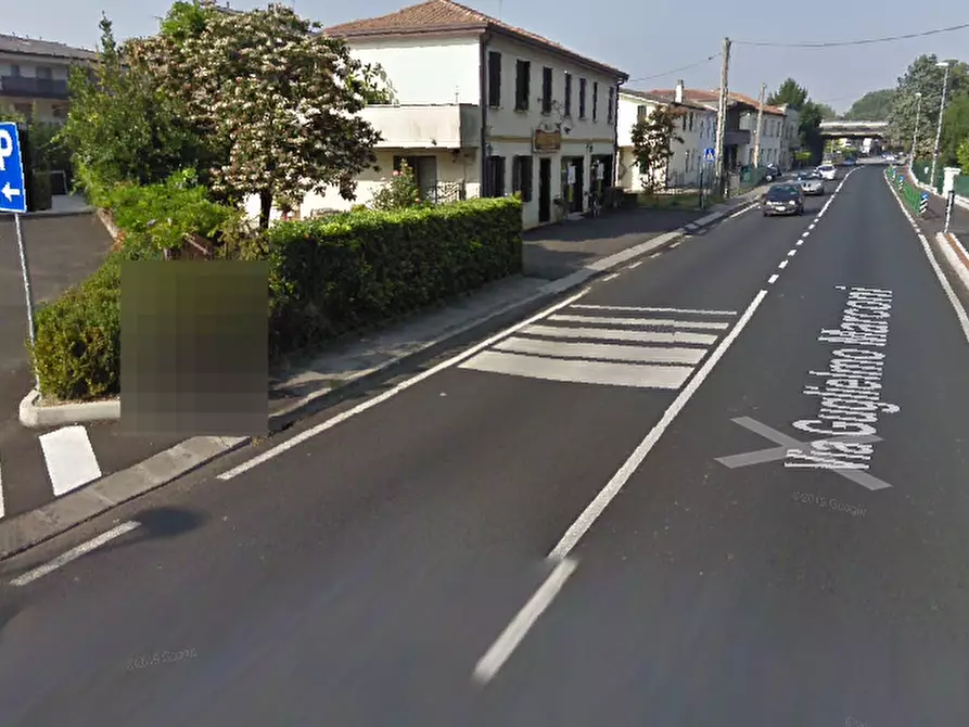 Immagine 2 di Negozio in vendita  in Via Guglielmo Marconi a Noventa Padovana