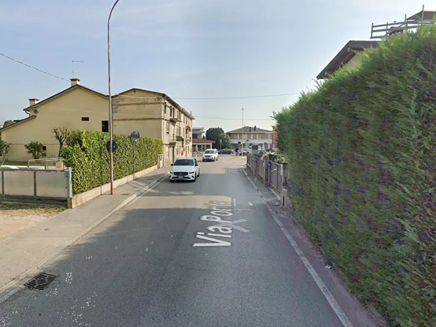 Immagine 6 di Porzione di casa in vendita  in Via Ponte  a Malo