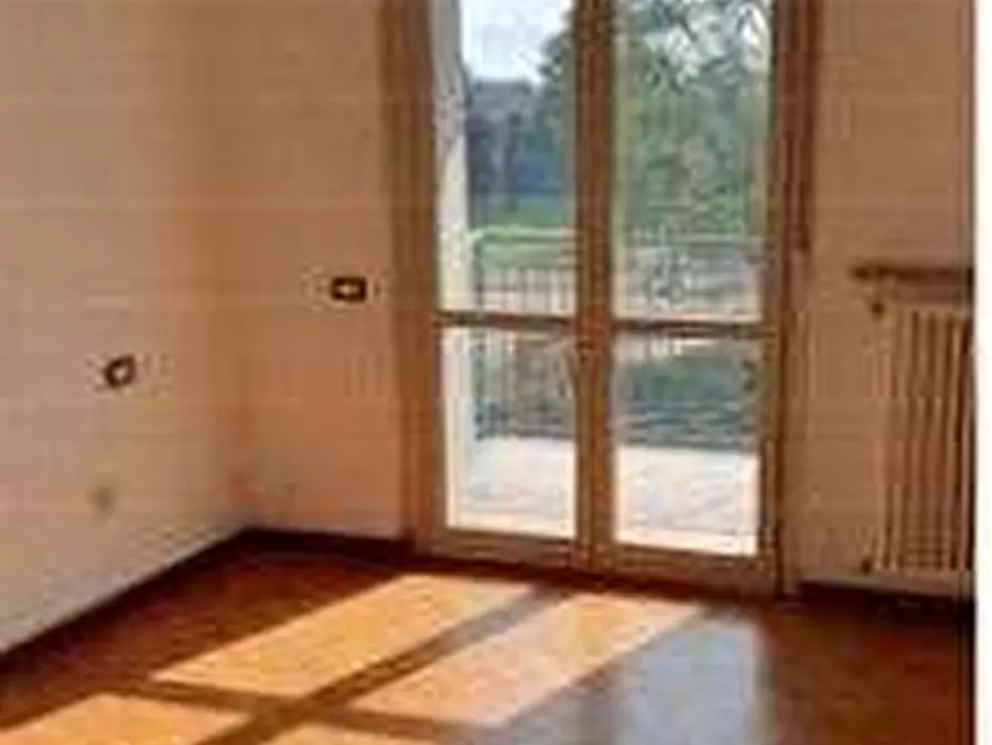 Immagine 4 di Appartamento in vendita  in Via Del Rile a Casteggio