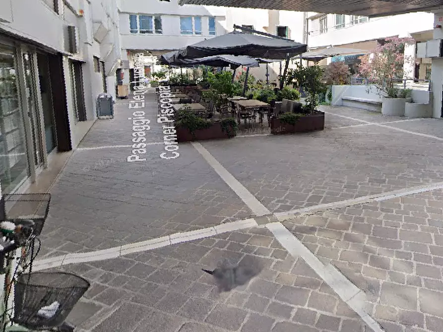 Immagine 6 di Ufficio in vendita  in Via Dei Borromeo a Padova