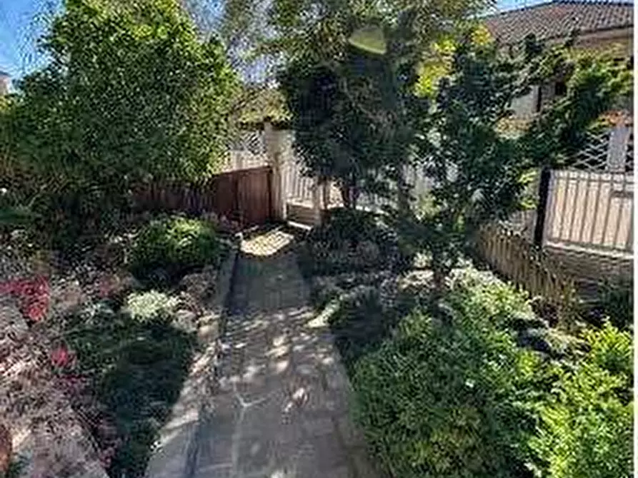 Immagine 3 di Porzione di villa in vendita  in Via Cesare Lombroso  a Paderno Dugnano