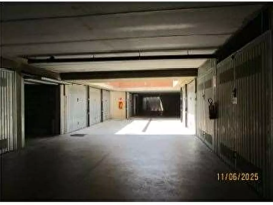 Immagine 5 di Appartamento in vendita  in Via Treviso a Meda