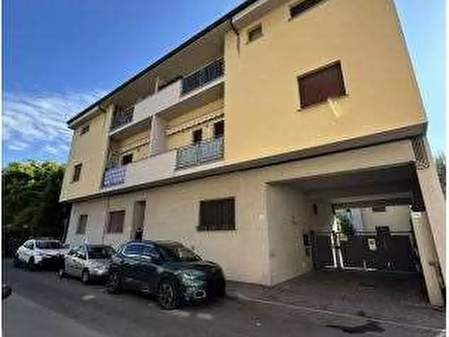 Immagine 2 di Garage in vendita  in Via Mentana a Lissone