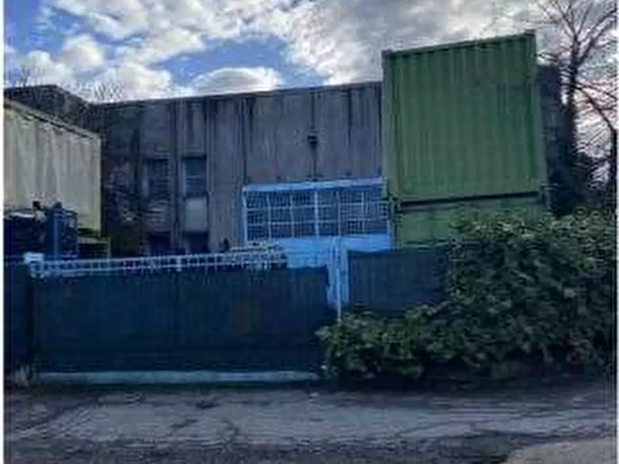 Immagine 2 di Capannone industriale in vendita  in Via Marche a Pieve Emanuele