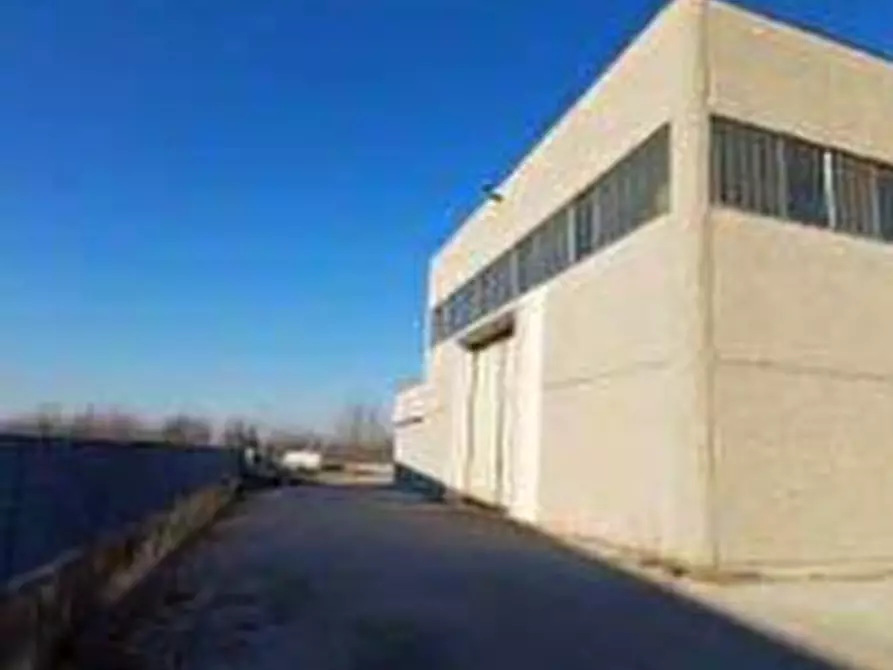 Immagine 1 di Capannone industriale in vendita  in Via S. Giuseppe a Visano