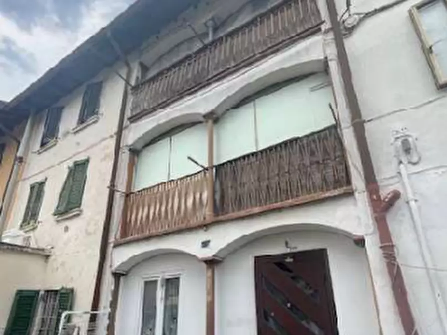 Immagine 4 di Porzione di casa in vendita  in Via Antonio Turconi  a Cantello