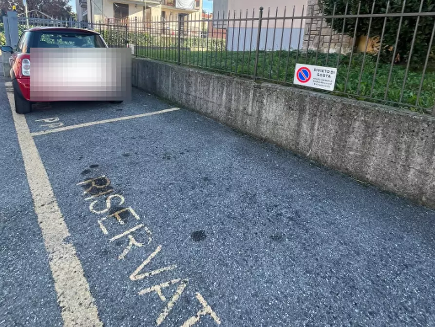 Immagine 3 di Posto auto in vendita  in via Trieste a Filago