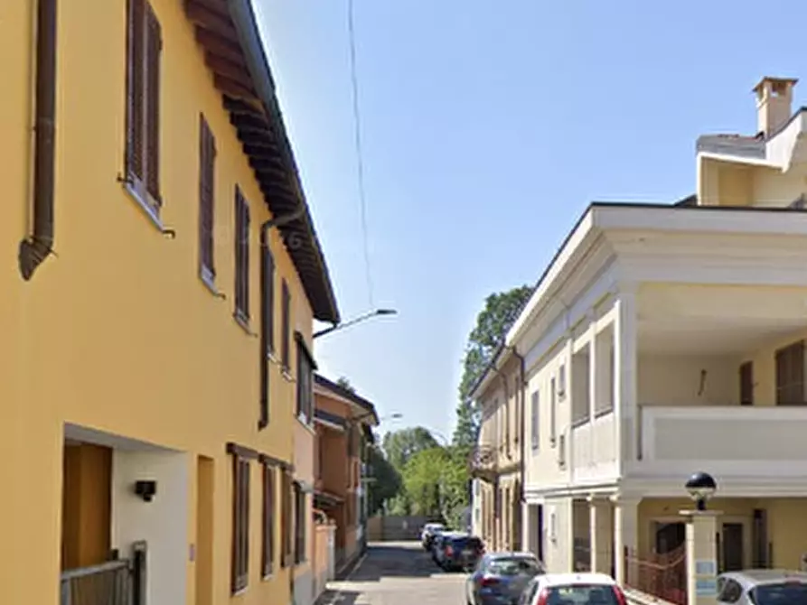 Immagine 6 di Garage in vendita  in Via Dante Alighieri a Arluno